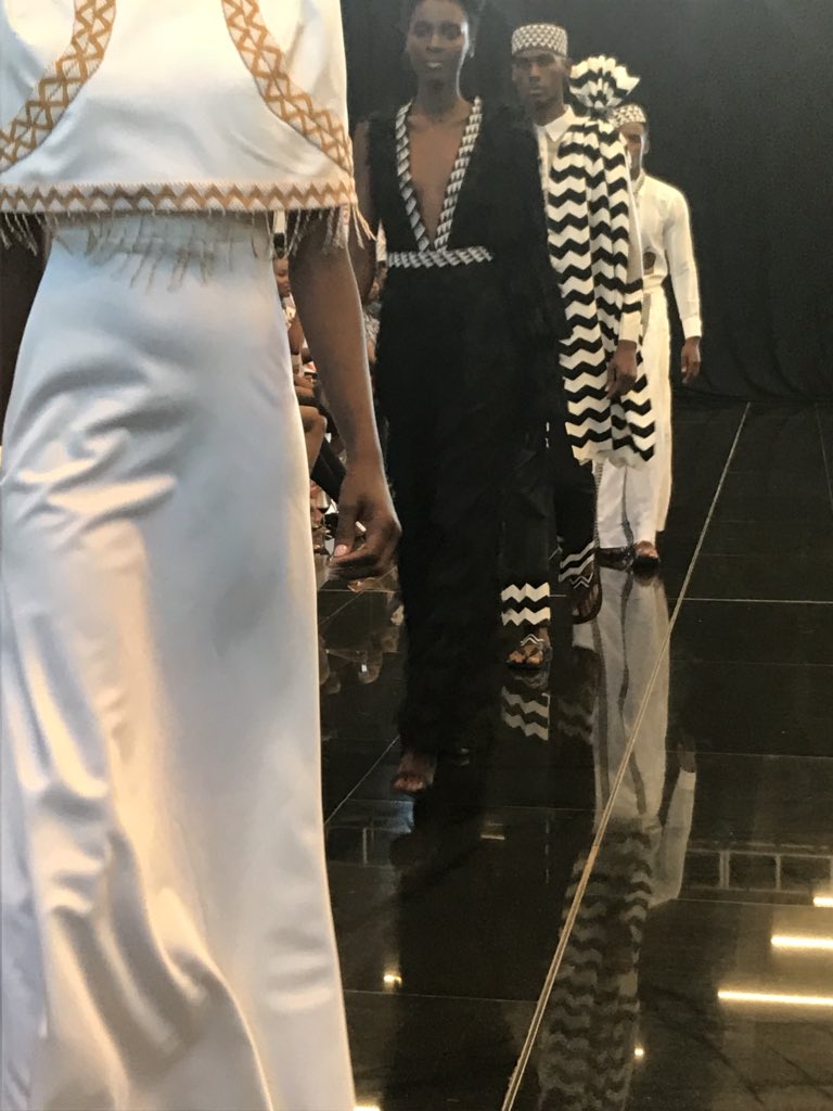 CandyBaso's tweet photo. Stunning #Imigongo inspired collection by @Moshions #Fashion #MadeInRwanda #Kigali #Rwanda #CollectiveRw2018 https://t.co/Co2ucOVbja