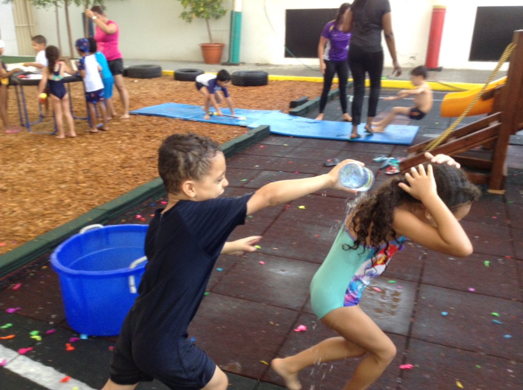 FS2_SBS's tweet photo. Last few days of this academic year, what better way to create memories...splash day. Fs2 rocks!! @FS2_SBS @FS1_SBS @Paula_Allison31 @VPSafaBritish @SafaBritishSch @KHDA @jenny_mollon @9ijakids #EYFS https://t.co/nzBLVrM1QL