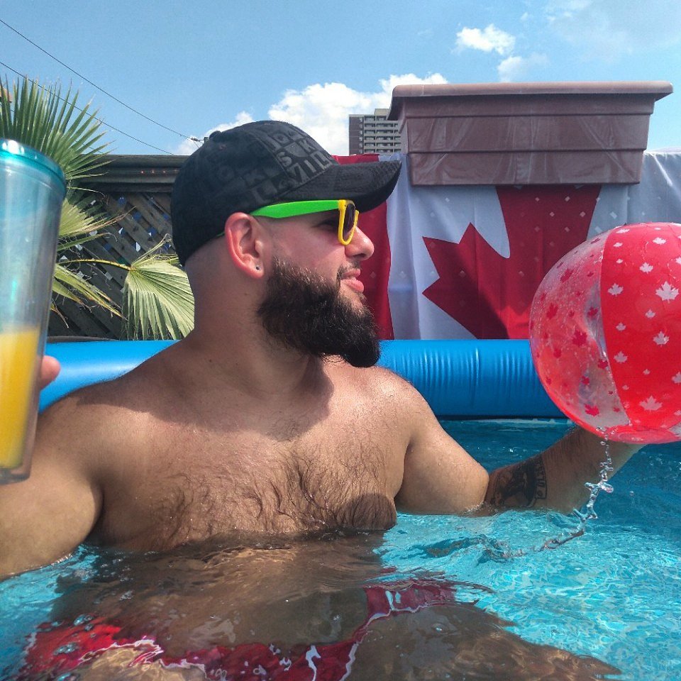 mikecordeiro's tweet photo. 🇨🇦 HAPPY CANADA DAY! 🇨🇦
#happycanadaday #canada🇨🇦 #canadaday #sundayfunday #instagood #musclebear #instabear #instabeard #beards #beardsofinstagram #beardporn #beardedmen #beardgang #beard #beardlife #beardedvillains #beardstyle #beardstagram #bearded #iamcanadian
#ocanada https://t.co/wl7NRT0PKg