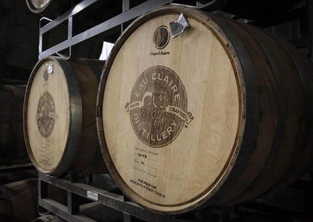 Whisky vs. bourbon: Canadian distillers wary of a cross-border tariff showdown.  ottawamatters.com/national-busin… https://t.co/tExTGmjkqW