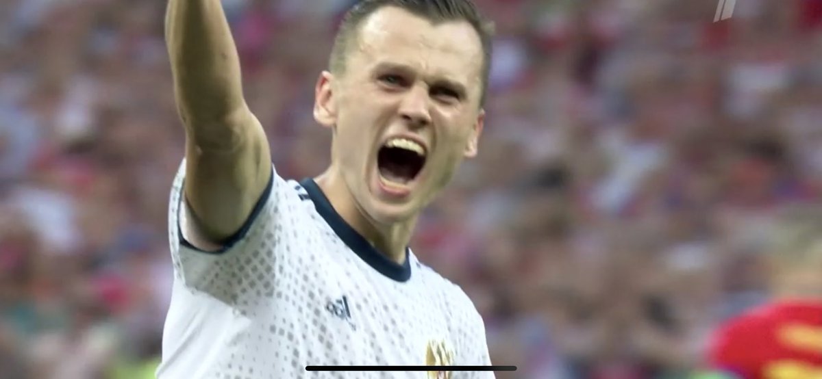 dambipolar's tweet photo. УРААААА!!!! Просто ахуеть!!!!
#РоссияИспания #WordCup2018 https://t.co/zWMQtCUZ4v