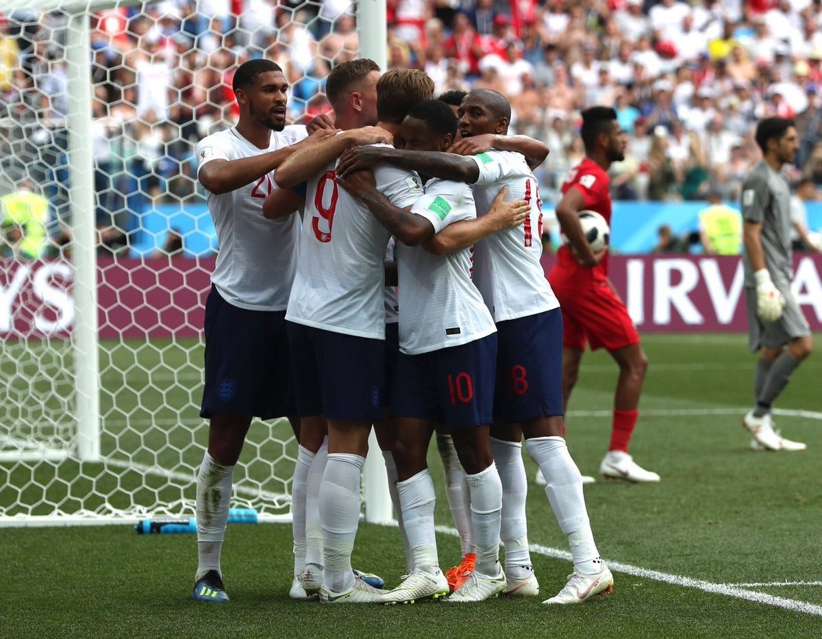 Sporf's tweet photo. 🏴󠁧󠁢󠁥󠁮󠁧󠁿 @England's route to #WorldCup Final:

Round of 16:
🇨🇴 Colombia

Quarter-Finals
🇨🇭Switzerland or 🇸🇪Sweden 

Semi-Finals:
🇷🇺 Russia or 🇭🇷 Croatia or 🇩🇰Denmark

😍 BELIEVE. 🏆 https://t.co/MvEmP7mseG
