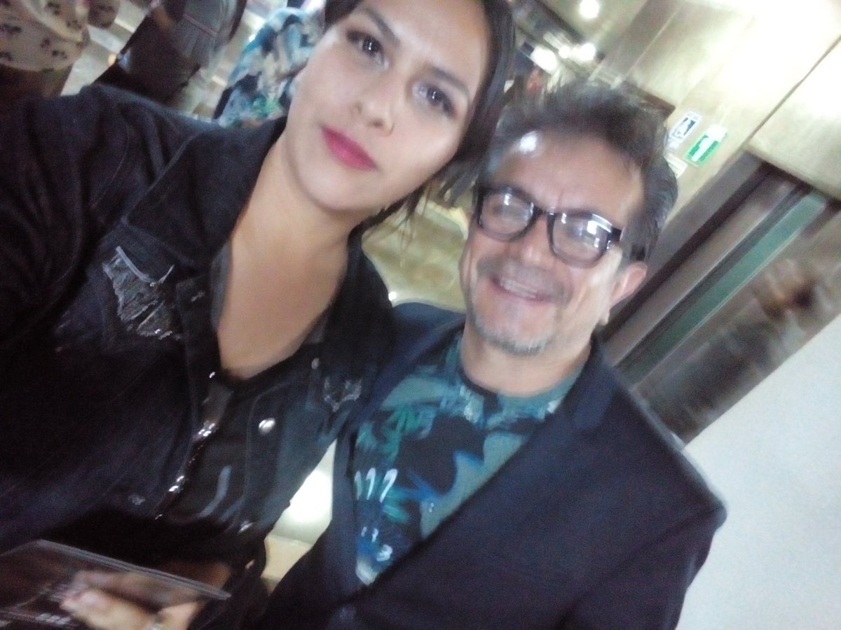 Qué bonito es lo bonito 😍 Cuánto talento junto 👏  Ayer volví a <a href="/jackrockstarmx/">Jack Destripador</a> a disfrutar este cierre. Felicidades a todos y cada uno de los que conforman este maravilloso equipo. GRANDES!