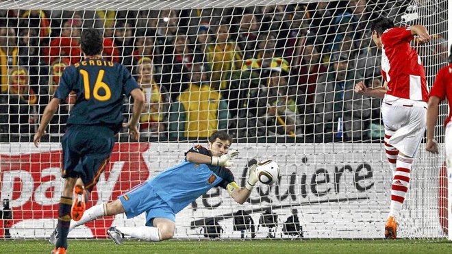 vsuarezga's tweet photo. Hoy no podemos olvidarnos de quien nos dio los títulos que tenemos @IkerCasillas https://t.co/RLYsUOdNfQ