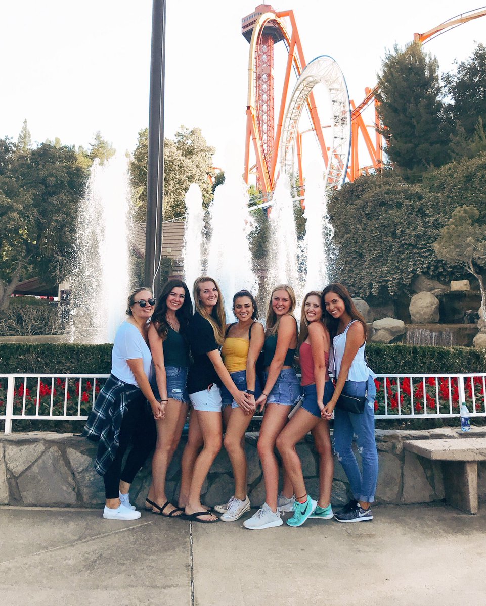 csufphc's tweet image. Our exec board had so much fun at their retreat this weekend! 💙🎢 #csufpanhellenic