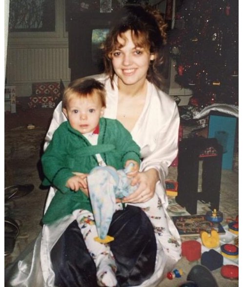 todays1dhistory's tweet photo. Today (July 1) in 2014 - Jay shares an old photo with her boy 💗💗

#TeenChoice #ChoiceFandom #Directioners @onedirection https://t.co/dHCT4VM7R3