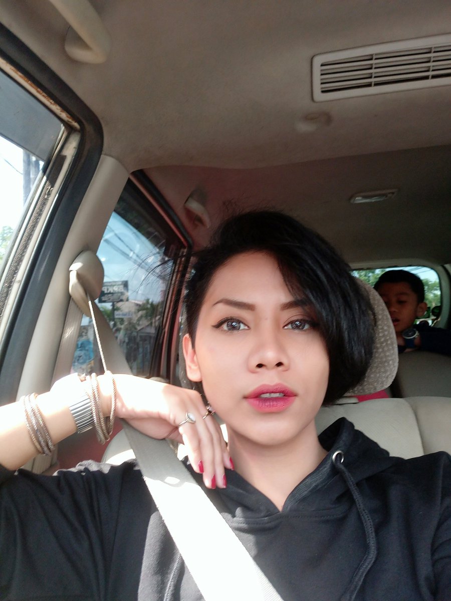 Sarahmiaw's tweet photo. Hilite silver oke kali yaaaaa??? https://t.co/Ueu3Zt5MfI