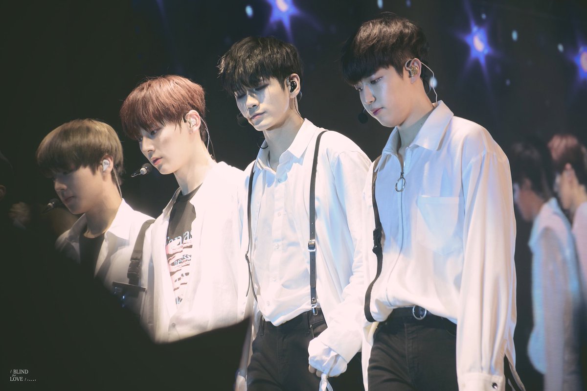 BlindforLove825's tweet photo. 【Blind for love】
180621 HD 
ONE：THE WORLD IN SAN JOSE
White shirt is the best weapon for men

#OngSeongWu #옹성우 #워나원 #성우 https://t.co/Oolj9cN4RK