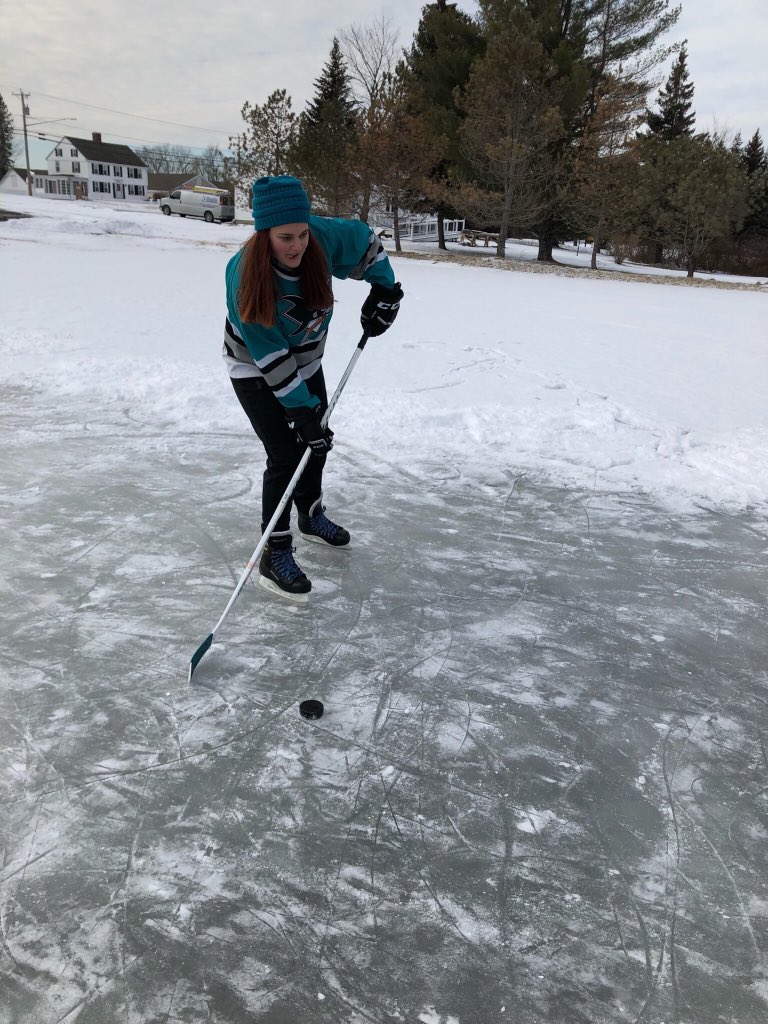 Matt_Geraci's tweet photo. Days like today really make me miss being on the pond. #summersucks #toohot #hatesweating https://t.co/IsIvqhyDGB