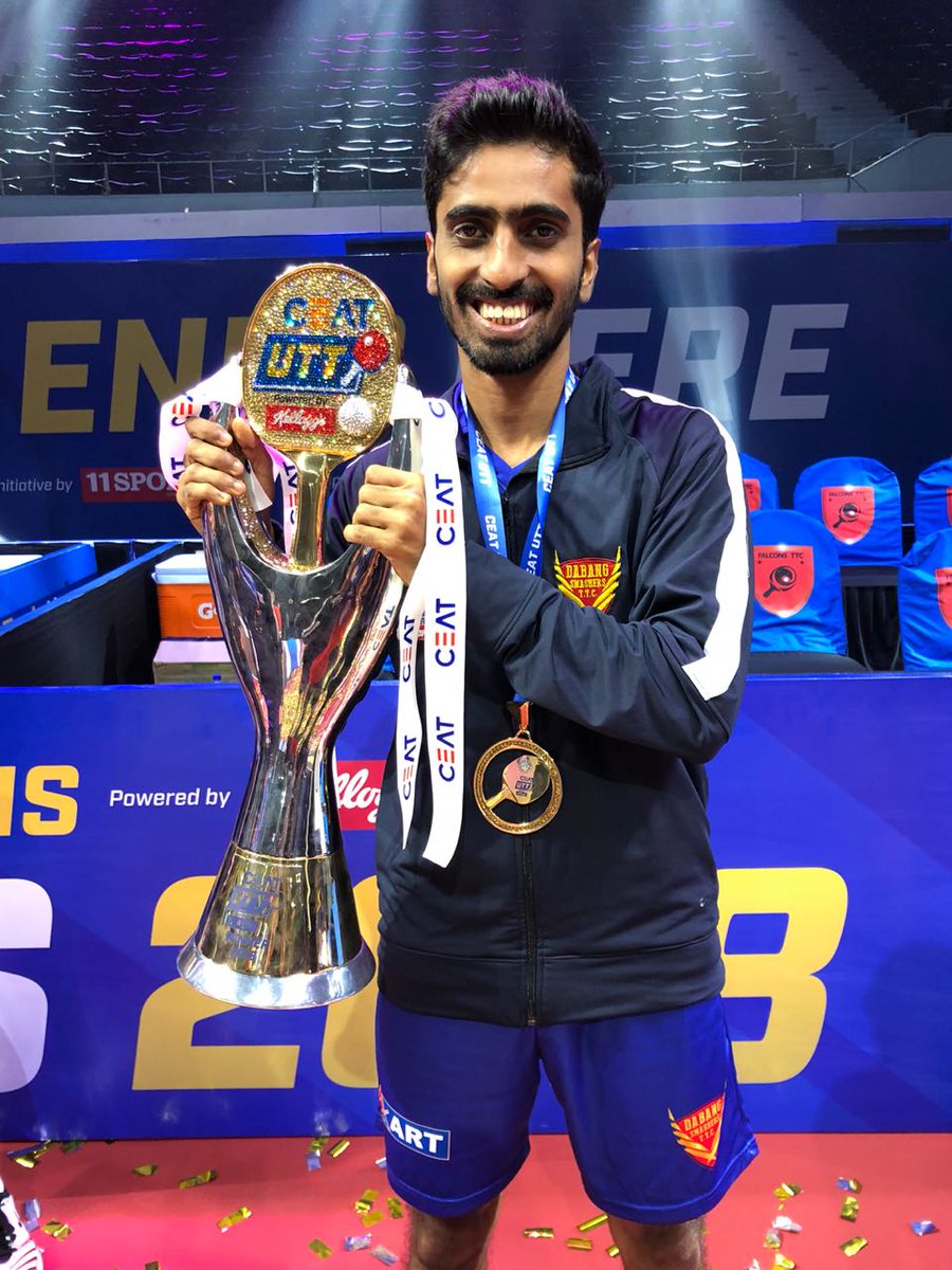 DDTTCofficial's tweet photo. #TheSmashers celebrate after clinching the CEAT @UltTableTennis Championship Trophy 🏆
The party has just started 🎉

#CEATUTTFinal #TurnTheTables #DSvFAL #EasyEndsHere https://t.co/992EzIOzoG