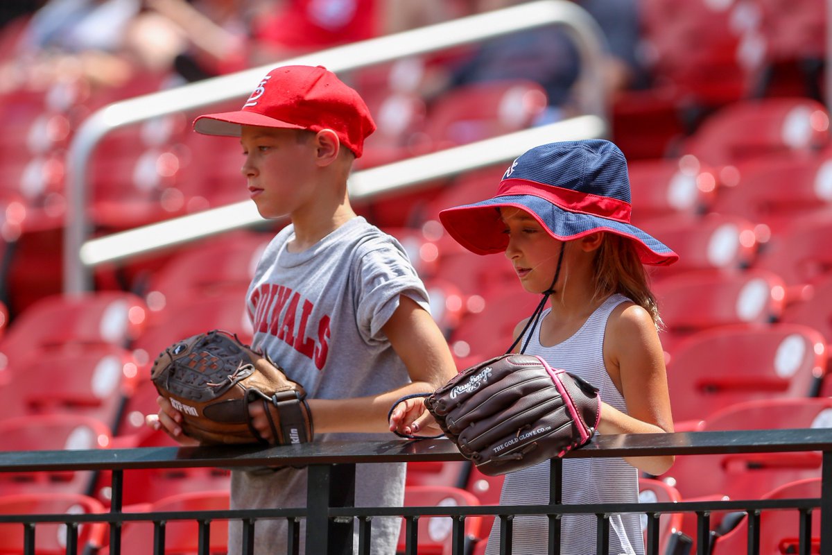 St. Louis Cardinals on X: With today's temperature being over 90°, the  Adult and Kids Cardinals Bucket Hat are perfect giveaway items! #CardsPromo   / X