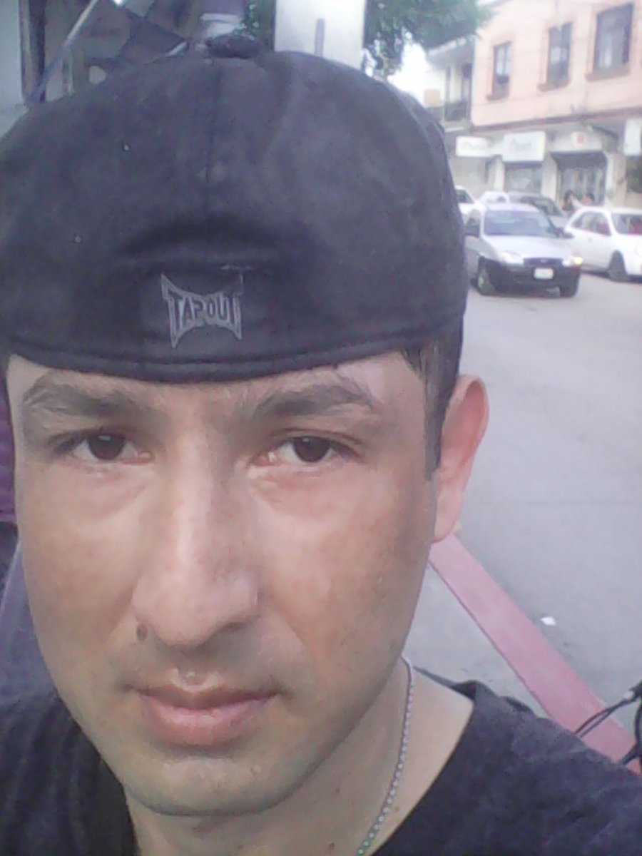 iivanmc67's tweet photo. Haciendo #ArteUrbano .
#DomingoDeGanarSeguidores
#SiguemeyTeSigo https://t.co/QY1F39XkSh