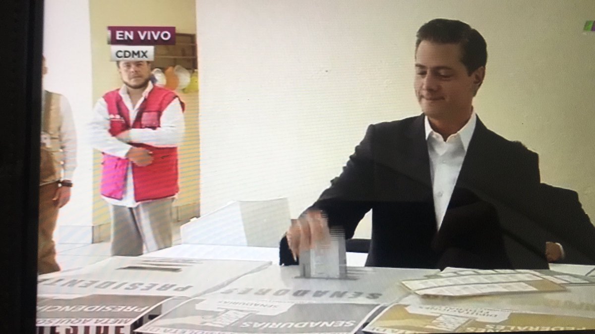 DelMazoFans's tweet photo. MI LORD #Elecciones2018 ❤️❤️❤️ Te voy a extrañar https://t.co/V3pcdrymVO
