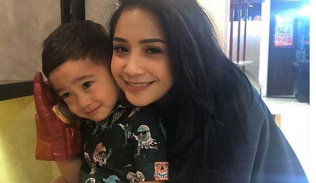 Mab_el99's tweet photo. Percakapan @rafatharM dan Nagita Soal Allah Bikin Haru

https://t.co/pxvrwiokMa https://t.co/fRjy9pt4j2