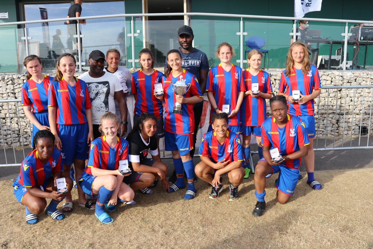 ACESfootballUK's tweet photo. Our runners-up in the Under 17 girls, Crystal Palace Ladies Reds representing London
Give the girls a hand, well played! ๐
#PitcheroACES #Pitchero https://t.co/nCxQt1P6yU