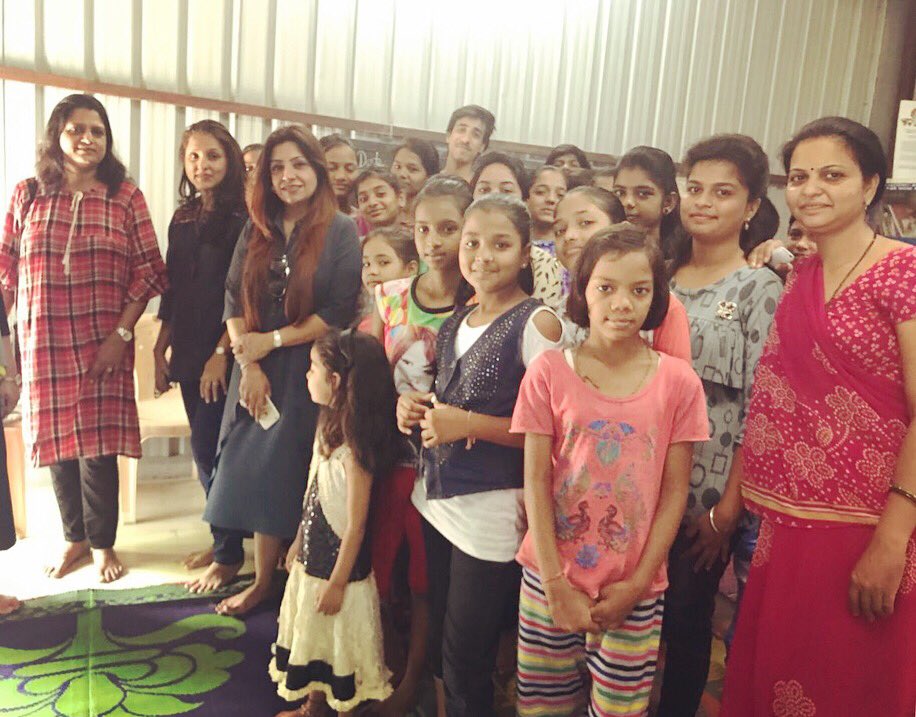 varijabajaj's tweet photo. Where dreams have no boundaries or taxes levied....😊yet another beautiful session with children at the Khushi NGO and the ladies who selflessly working to make their future bright #indore #varijalife #varijabajaj #lifeskills #disability #awareness https://t.co/HC1ZHieI22