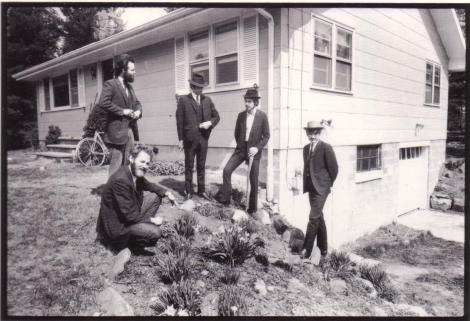 artocracy1's tweet photo. Happy 50th anniversary #TheBand #MusicFromTheBigPink https://t.co/ftKtJdAxJc