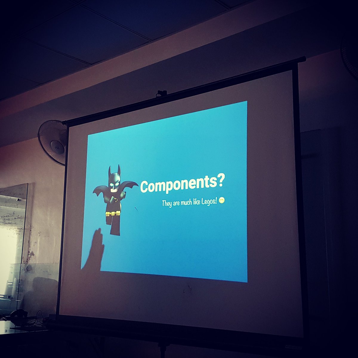 lastnamearya's tweet image. My Sat 👹 Sun 🌅 both booked already booked by React 🔥 in advance 😅, Today had another great meetup on #React Thanks guys for the great talks 👑 🎉  @amdsouza92 @gujral_tanvee @_anish_kr @zahinize @panghal0 @adpushup
#JavaScript #ReactDelhiNcr #100DaysOfCode