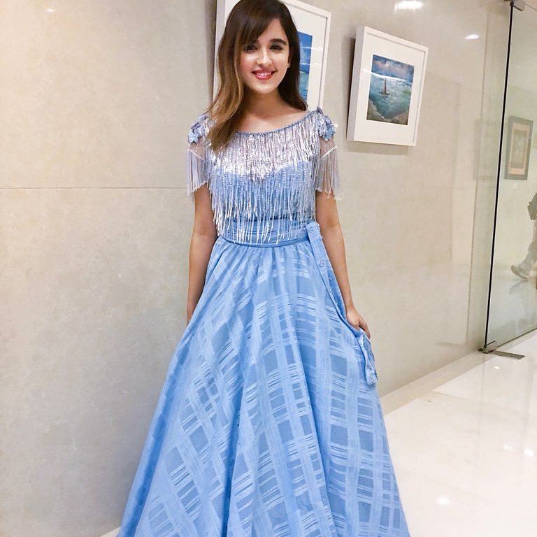 MerinM4's tweet photo. Happy birthday princess🎂🎂😍 shirleysetia ,“Forget the past; look forward to the future, for the best things are yet to come.”@shirleysetia https://t.co/L5HIyfYR4L