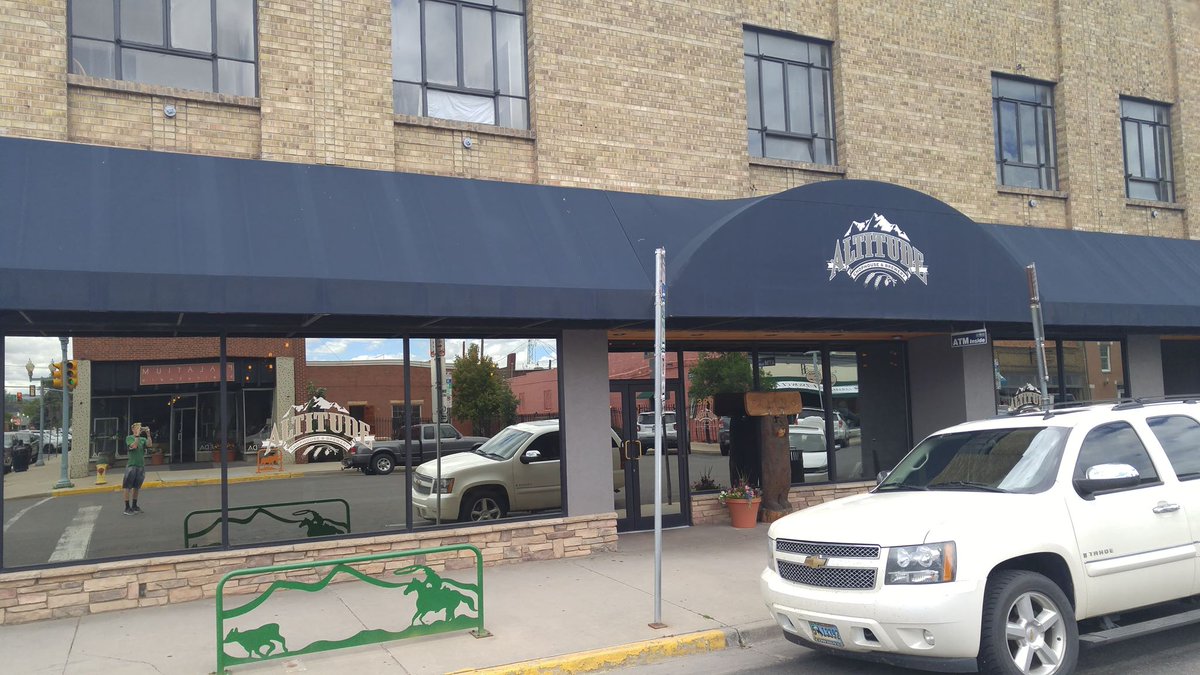 brewerytravels's tweet photo. Brewery 351: Altitude Chophouse & Brewery. Laramie, WY. Fav beer: Tumble Wheat. I was impressed with the beer here, especially the wheat that has won multiple GABF medals. Nice food menu too and they have beer pairing meals #WYbeer https://t.co/aC6BKz9R97