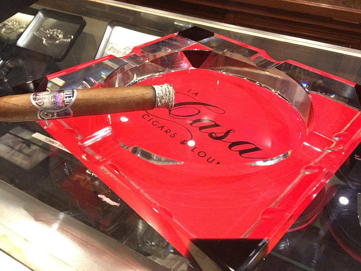 LaCasaDetroit's tweet photo. Sunday Fun Day #lacasadetroit
#detroitcigarlounge #Detroit #detroitmi #detroitusa #detroitfinest #downtowndetroit #detroiter #detroitstrong #detroitphotography #detroitbrand #20mincigars #cigarline #cigarsmoker #cigarian #cigarfan #cigarlifestyle #sundaycigar https://t.co/qVvbEcffiq