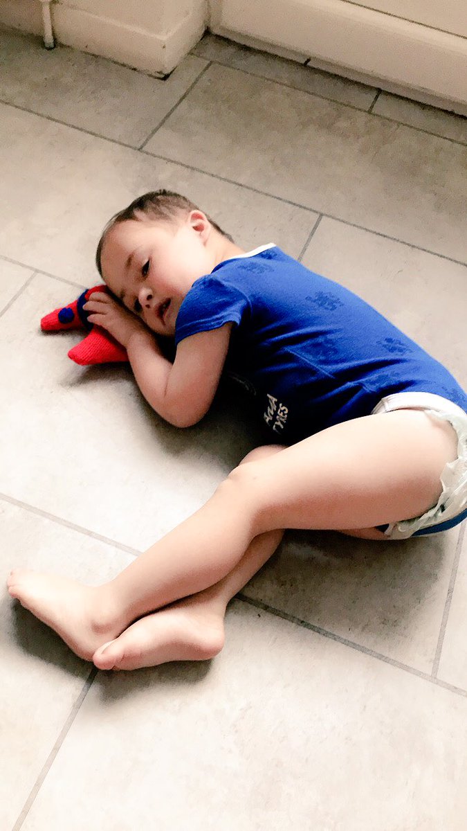 csclaire25's tweet photo. Sunny days #myboy #bruisedface #longlegs #mainman #ChelseaFC @dontscreenusout https://t.co/cD5Q2CkO7v
