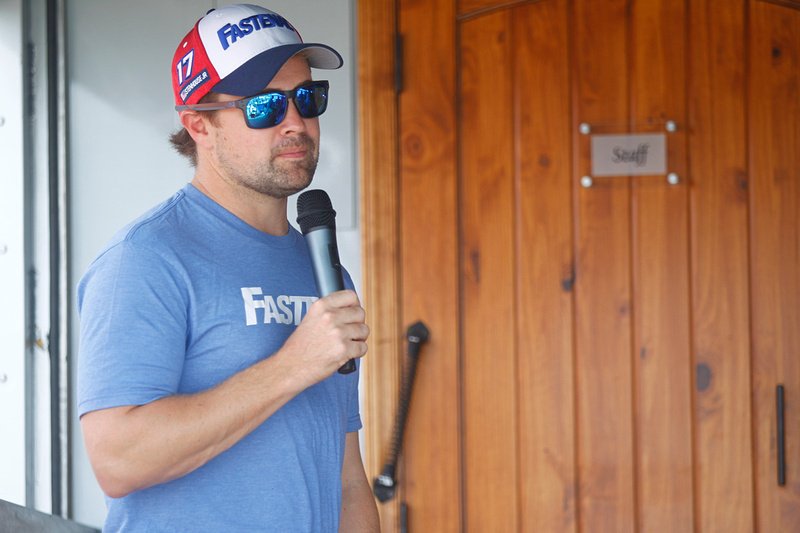 Stage one giveaway: Retweet for a chance to win a 🇺🇸 <a href="/FastenalRacing/">Fastenal Racing</a> hat just like <a href="/StenhouseJr/">Ricky Stenhouse Jr.</a> wears!