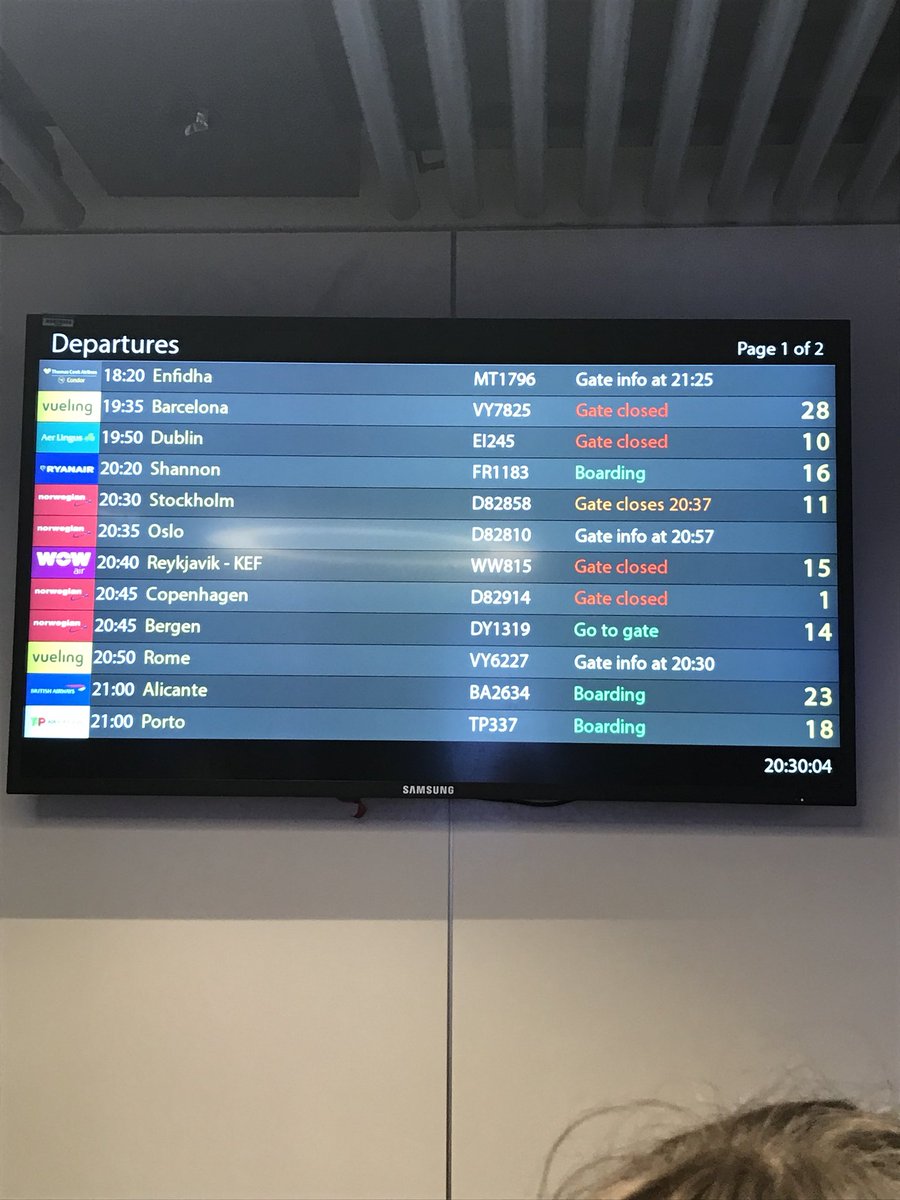 DignamTom's tweet photo. @ThomasCookUK an apology letter and a card with £7 on it makes up a lot for a 4 hour delay. not acceptable deserve more than that https://t.co/hGwKV6PVX2