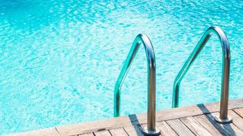 Havuza girmeden önce bu uyarıları okuyun! haberse.net/saglik/havuza-…