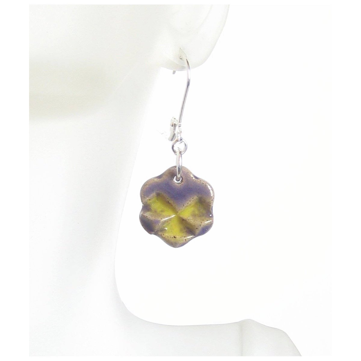 JKCJewelry's tweet photo. Purple Yellow Stoneware Flower Disc Earrings, Sterling Silver Leverbacks, Clip Ons, Boho Jewelry, Gift Idea, Artisan Ceramic Earrings https://t.co/RbQbGT5Nrc #EtsyTMT #handmade #etsymntt #EmnttM https://t.co/vEchhhBEJ2