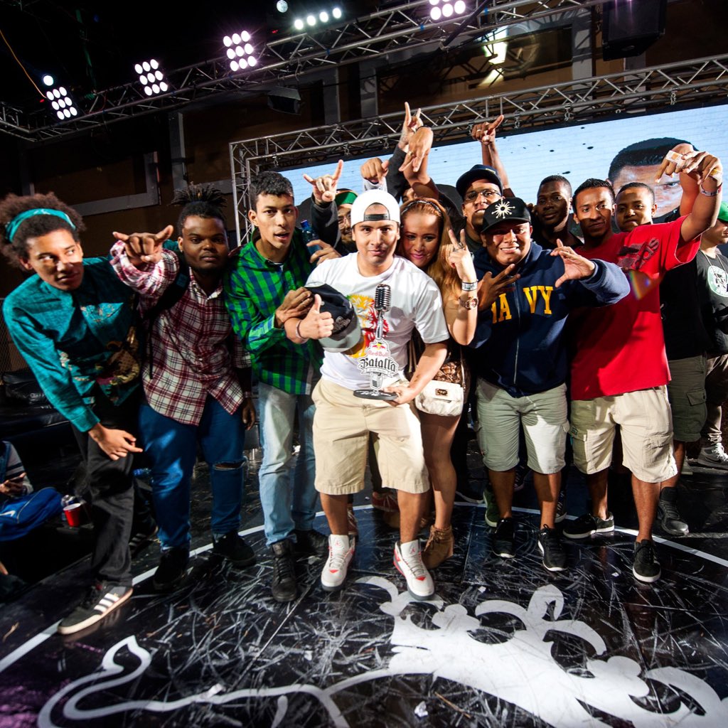 redbullbatalla's tweet image. ¡#Panamá vuelve! bit.ly/PanamáVuelve La Final Nacional del país del canal se disputará el domingo 26 de agosto. #BatallaDeLosGallos