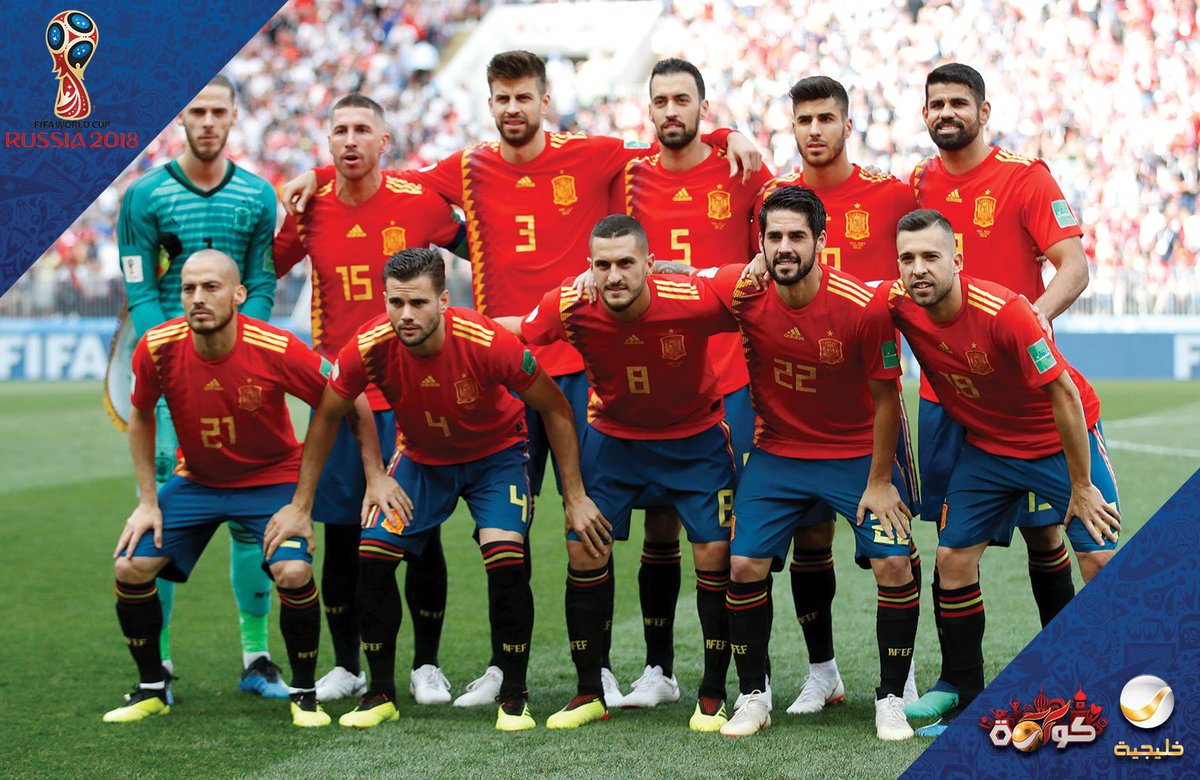 korarotana's tweet photo. منتخب اسبانيا هو أول منتخب في تاريخ كأس العالم يكسر حاجة الـ1000 تمريرة في مباراة واحدة ! .. ورغم التفوق على #روسيا في كل شيئ إلا أنه خسر .. في رأيك لماذا ؟
#روسيا2018 #WorldCup #اسبانيا_روسيا #ESPRUS
#كورة_روتانا https://t.co/dXzrUA8PWd