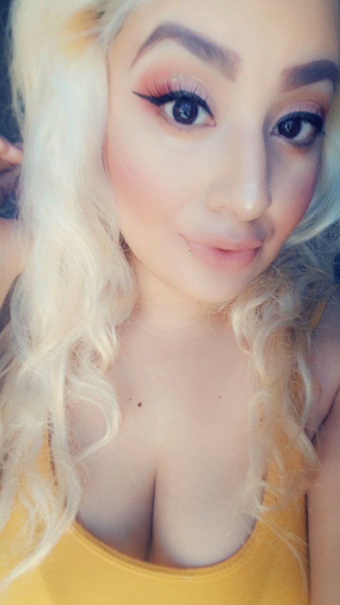 Barbie_roxy714's tweet photo. #selfie #Makeup https://t.co/vHNwbdjCyn