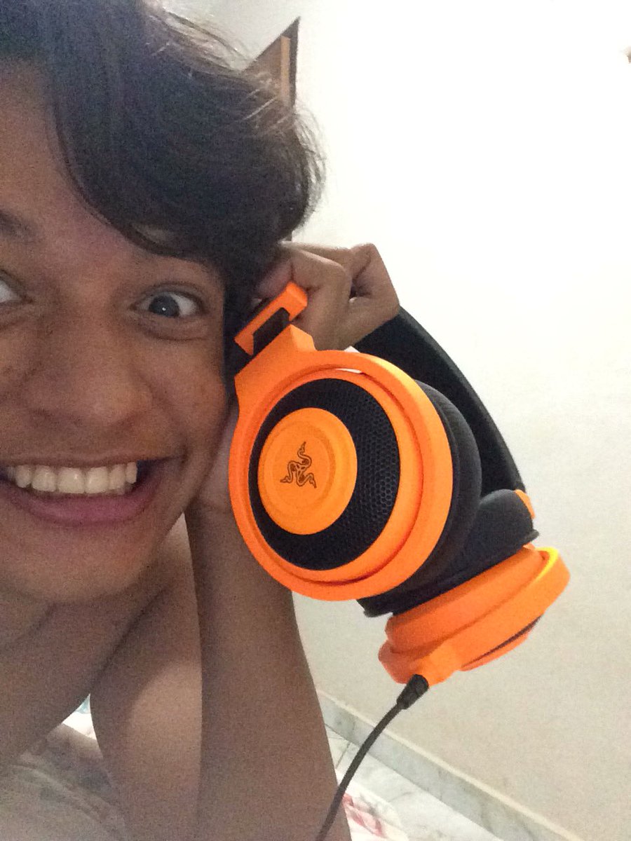 gustasantanaa's tweet photo. Mlk a minha sorte é muita jsjdhjdjs ganhei um kraken pro na máquina do shopping shshshhss vou postar o vídeo pq eu tava puto pq a máquina tinha dado erro e tava ruim https://t.co/2n2Kmm6KTP