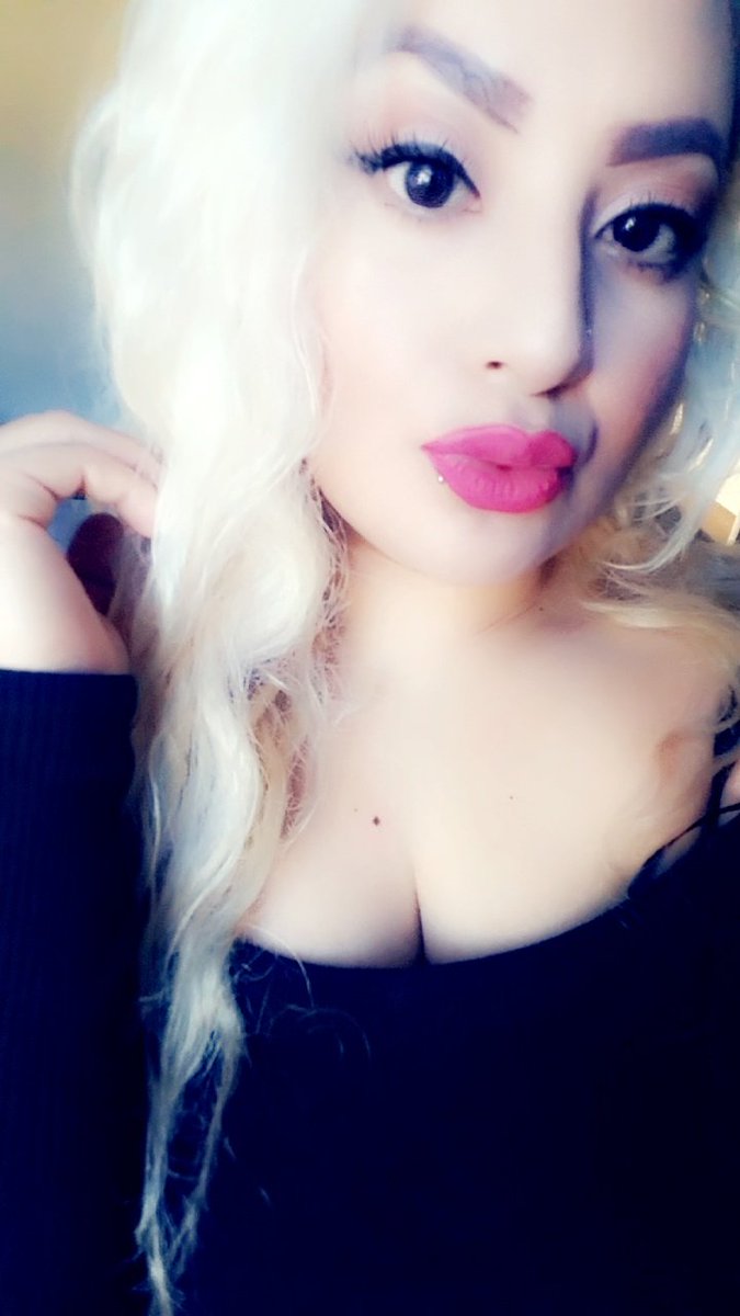 Barbie_roxy714's tweet photo. #selfie #Makeup https://t.co/KFfU78lxcv