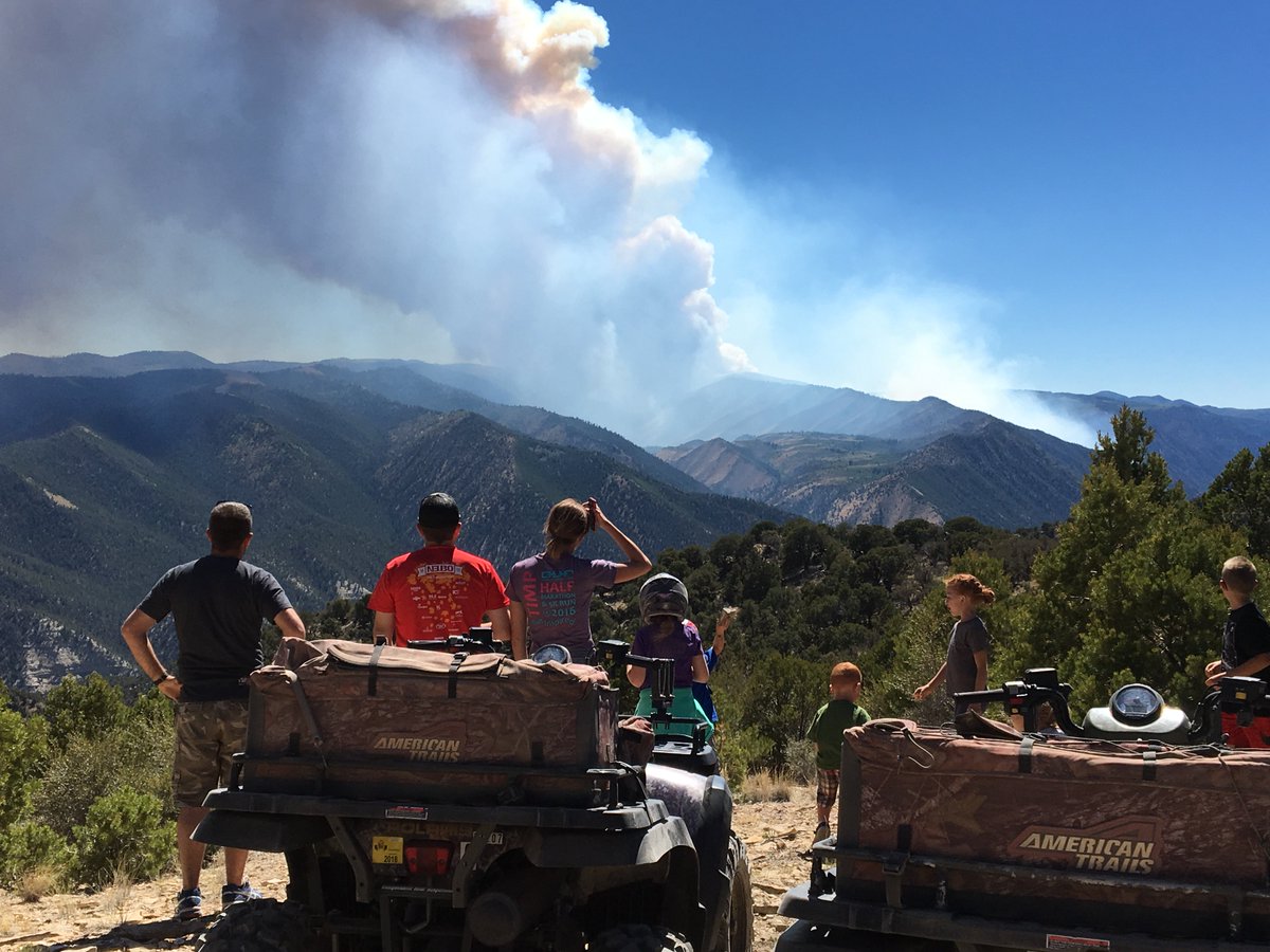 Our view of the #dollarridgefire at about 4:00 this afternoon. 4-wheeling around Fruitland.