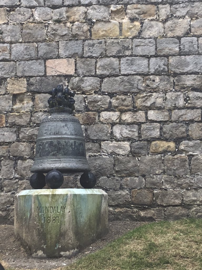 a_williams25's tweet photo. #USFBrEmp Windsor Castle today! Queen Victoria’s impact on imperialism is pridefully shown!! https://t.co/QDd2kFc0BD