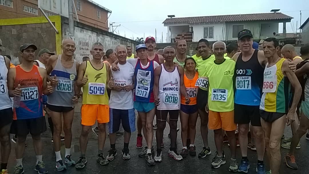 AlcOrlMiranda's tweet photo. Hoy Compartimos con deportistas de nuestro municipio en el Maratón y recibimos con mucho Amor  a los que nos visitan https://t.co/vqfmy4zdXD