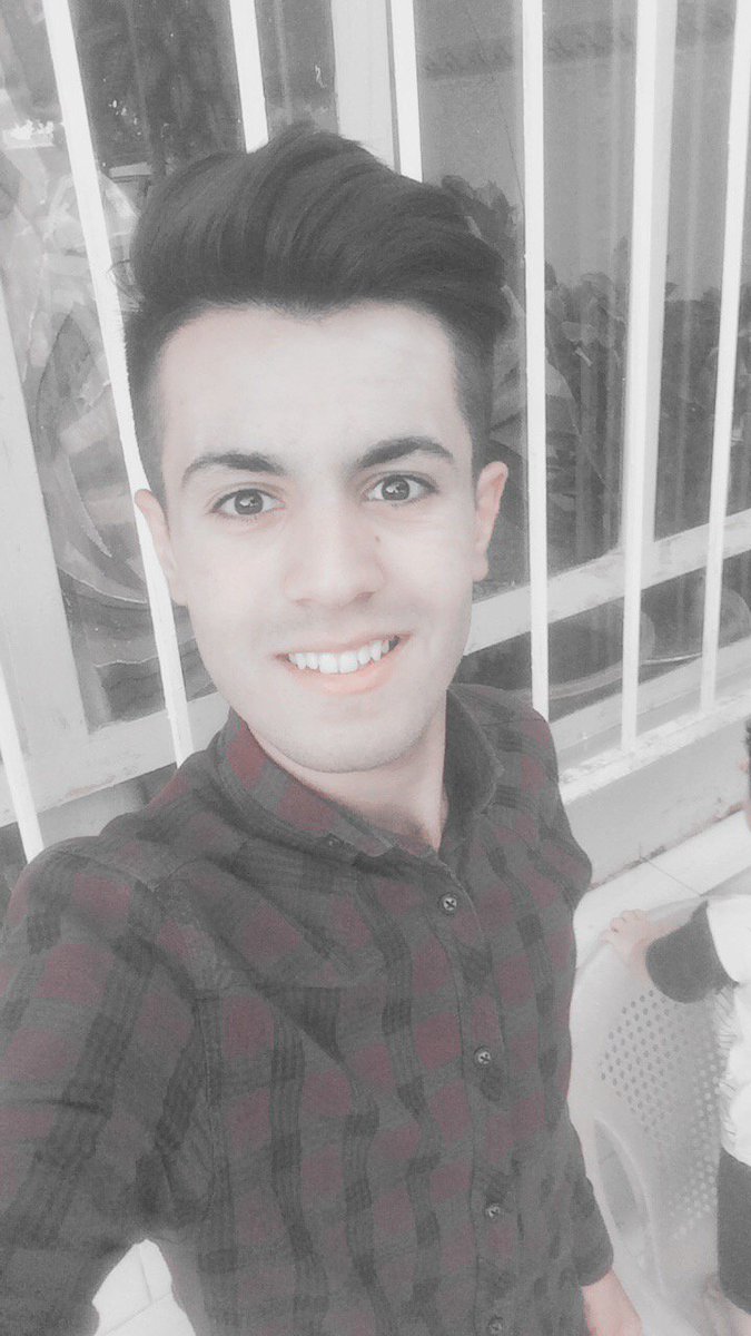 Helalsoran2's tweet photo. Merhaba arkadaşlar. #helalsoran #helalsoran👍🏻 #helalsoranfans #tbt https://t.co/HJPsXhn2D1