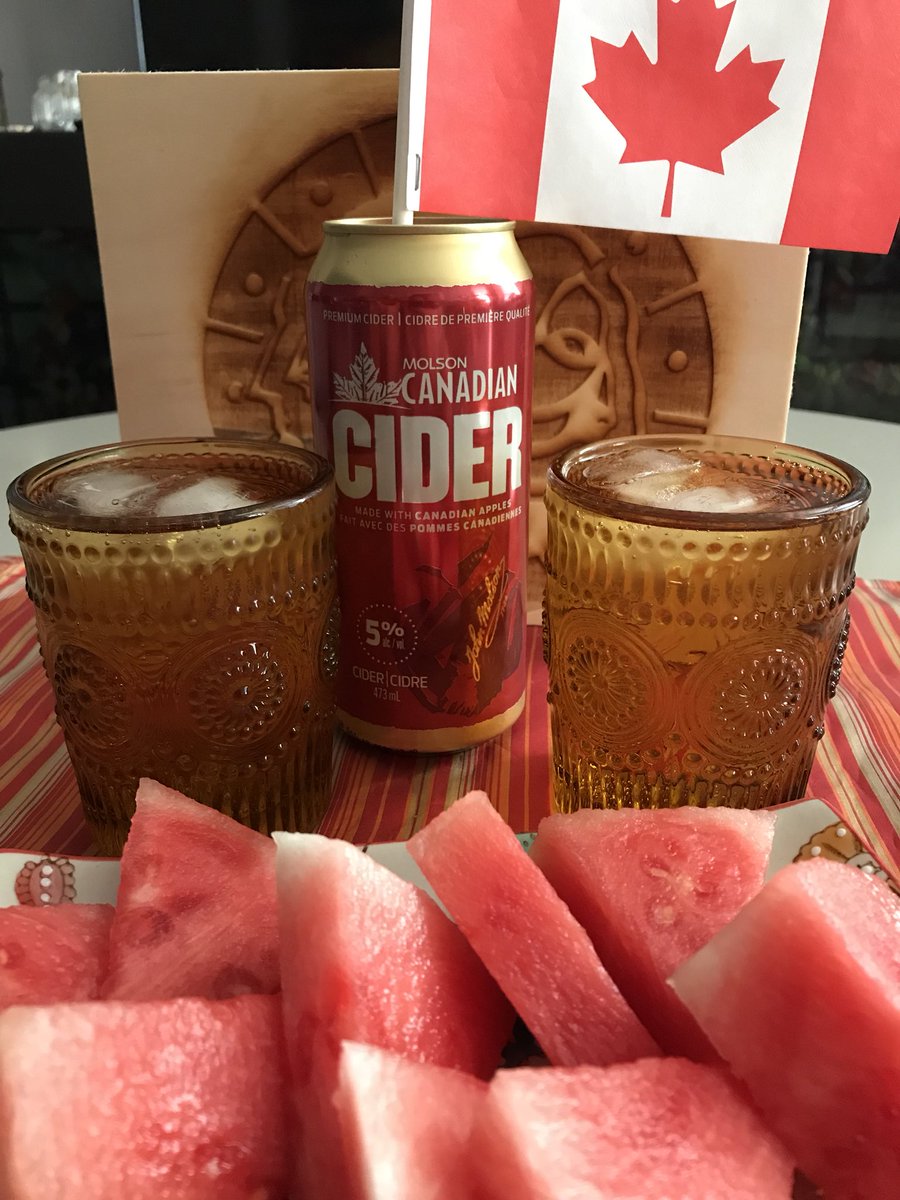 WineyLiz's tweet photo. Enjoying a Molson Canadian Cider with some watermelon after a hot and sticky day in downtown Ottawa 😍🍉🍻 @Molson_Canadian #CanadaDay2018 #Ottawa https://t.co/Ir2dp60i5r