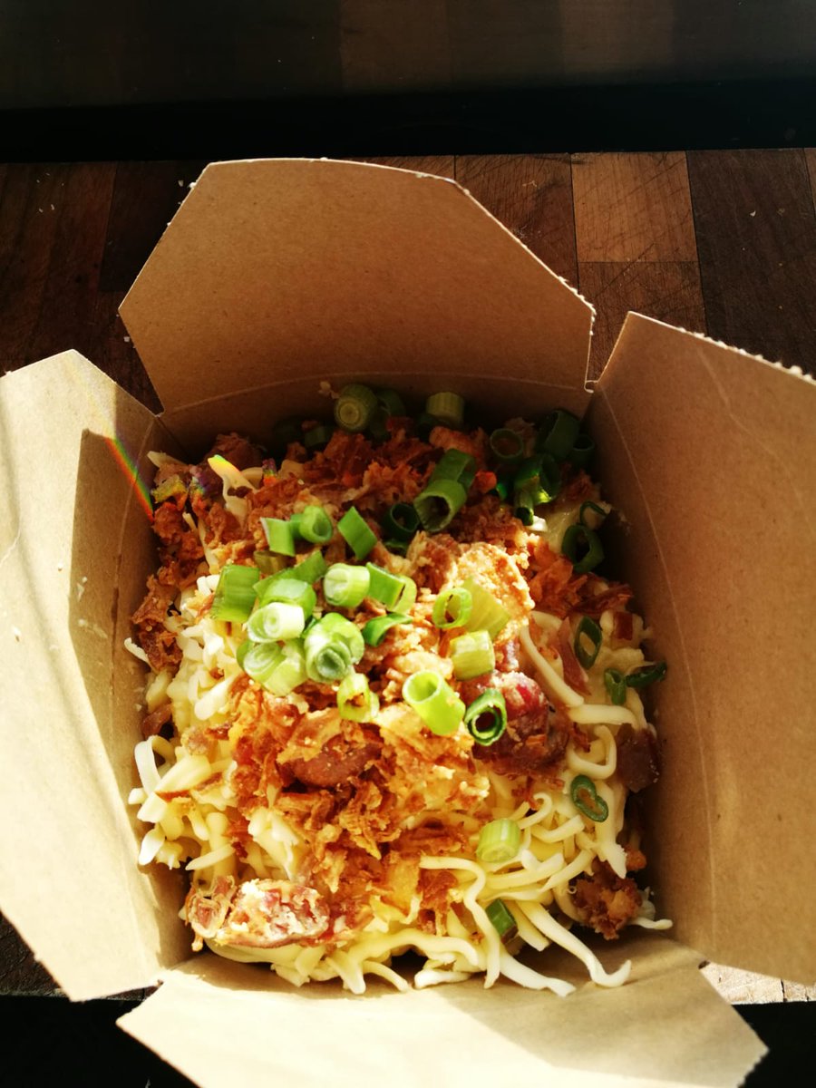 Dirty Mac n cheese. Seriously good! Want some?