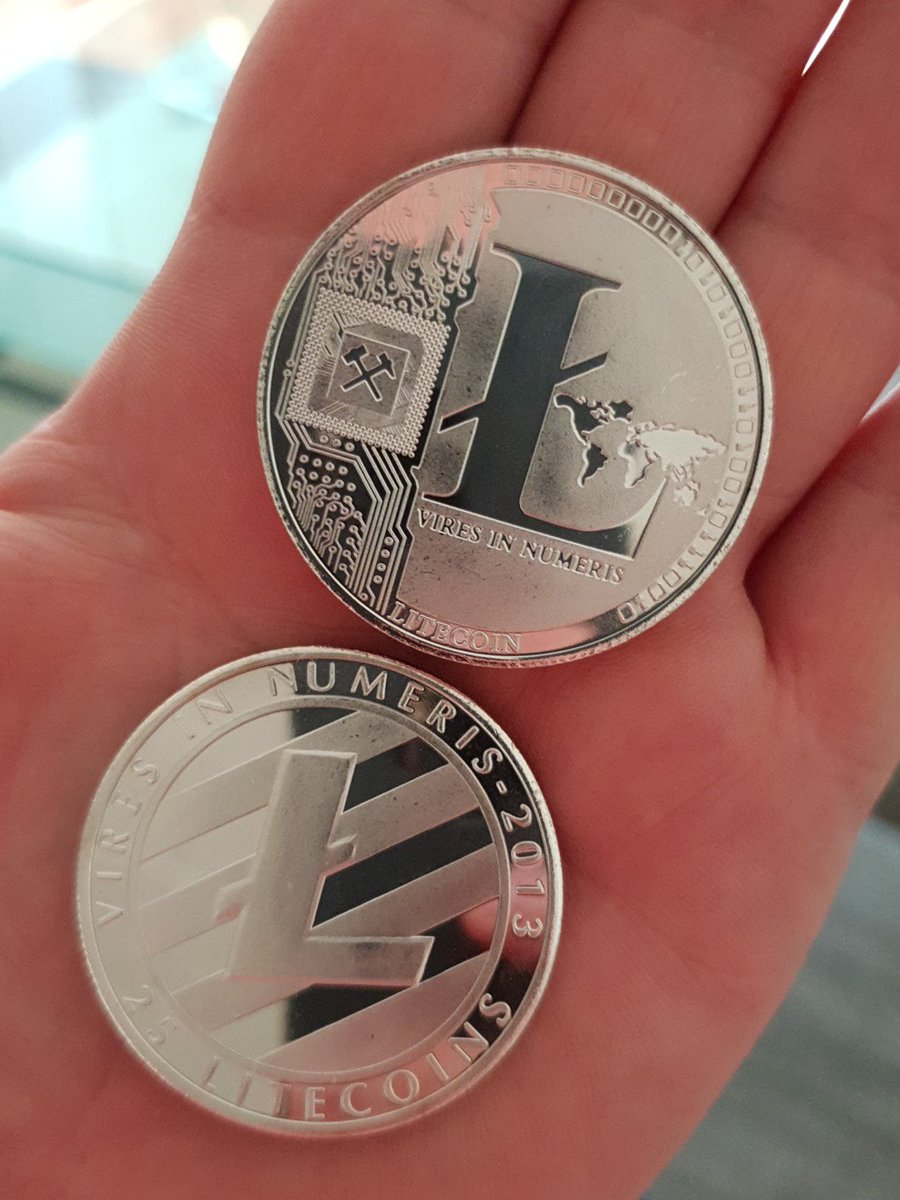 Marckselll's tweet photo. ✴New Giveaway Silver LTC✴

All 3 goldplated bitcoin winners are announced and recieved their coin.

Now we have 2 special silverplated Litecoin to give away.

Rules for winning
1) follow @Marckselll 
2) retweet 
3) for double chance comment (optional)

Draw is sunday 8 of july https://t.co/qY9VPEZEiB
