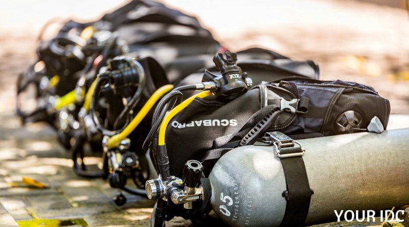 your_IDC_'s tweet photo. All ready to go diving! Are you diving today? #scubafun #scubadiving #diverlife https://t.co/rVHJ7xQFTq