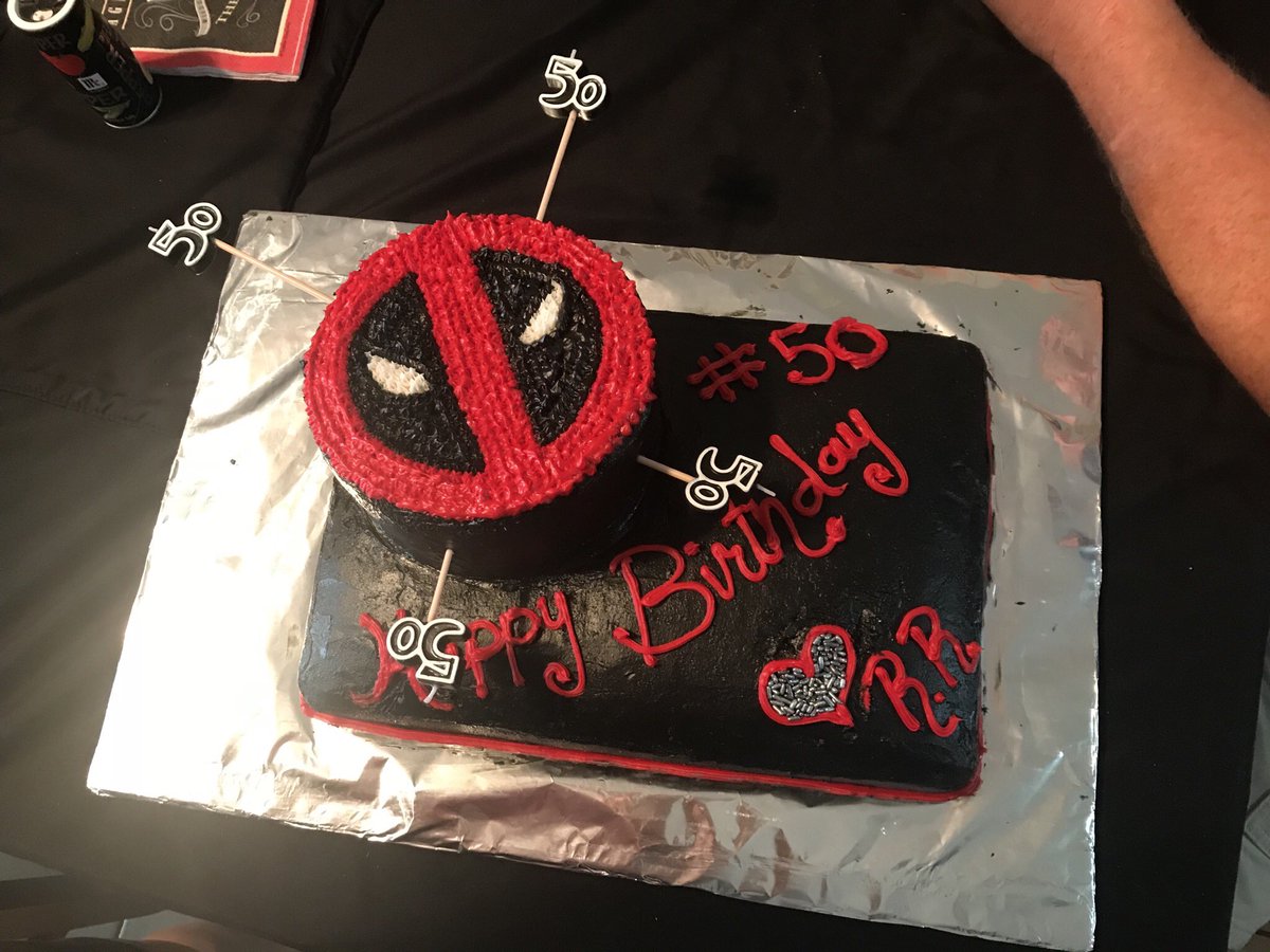 _katie_kat_95's tweet photo. @VancityReynolds how do you like my dads you-inspired 50th birthday cake?😂😂😂 #Deadpool #deadpoolcake https://t.co/2OKTx8h2AH
