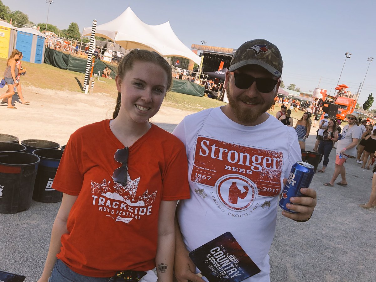 ThrowDownCrew's tweet photo. LONDONNNN!! ππππ Whoβs out here braving the heat with us at @Trackside_Fest?! @timhicksmusic and the boys hit the stage at 7:15PM!! Get ready for a #CanadaDay throw down!! ππππͺπΊ #HappyCanadaDay #KickItTrackside #WeGotStrongerBeer https://t.co/m0xCxKC9bA