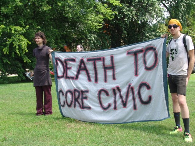 Help us in our fight against the for-profit prison industry!  conta.cc/2IH6jmu