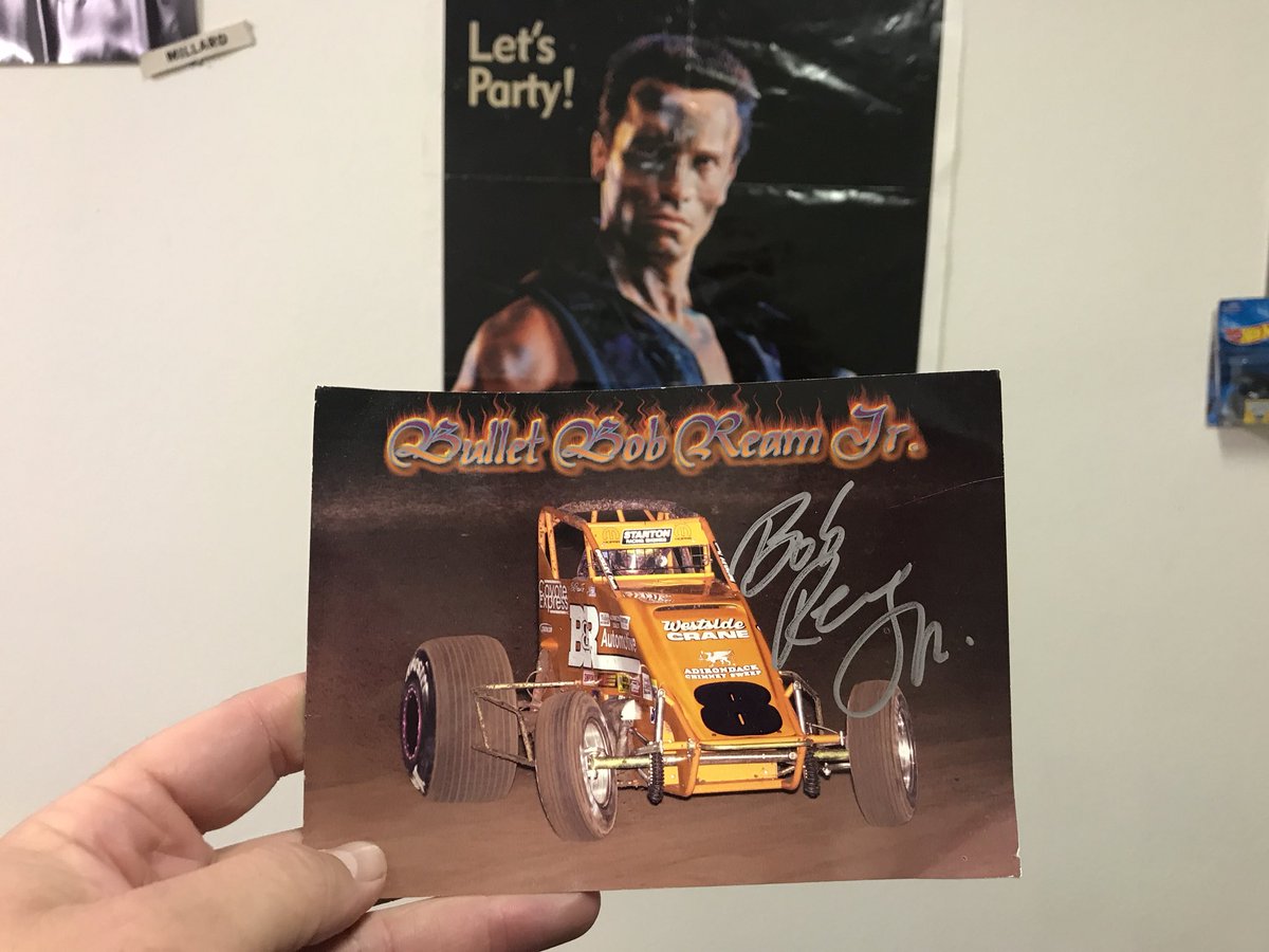 Crop_Dustin tweet media