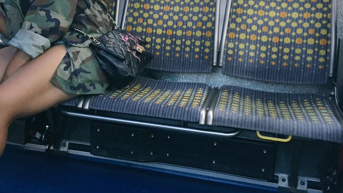 Wtf?! graffiti on a chanel flap bag https://t.co/D0ZxpAMOkw<a href="/tag/sundayfunday"class="tags"><span>#sundayfunday</span></a>