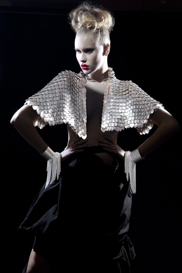 stylemeceo's tweet photo. Company you need to know: LaureLuxe Metal Couture. https://t.co/ORKt2ONlMl https://t.co/h04Imr72Y7