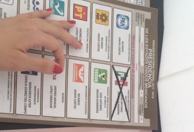 monibebe15's tweet photo. #Elecciones2018 #YoVoteMeade @JoseAMeadeK 👍👍 https://t.co/mPM1DO2nMc